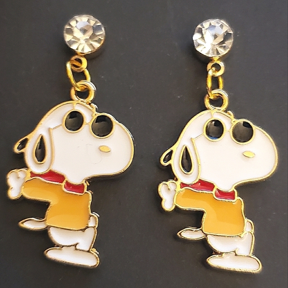 Handmade Rhinestone Cool Snoopy Dangle Earrings